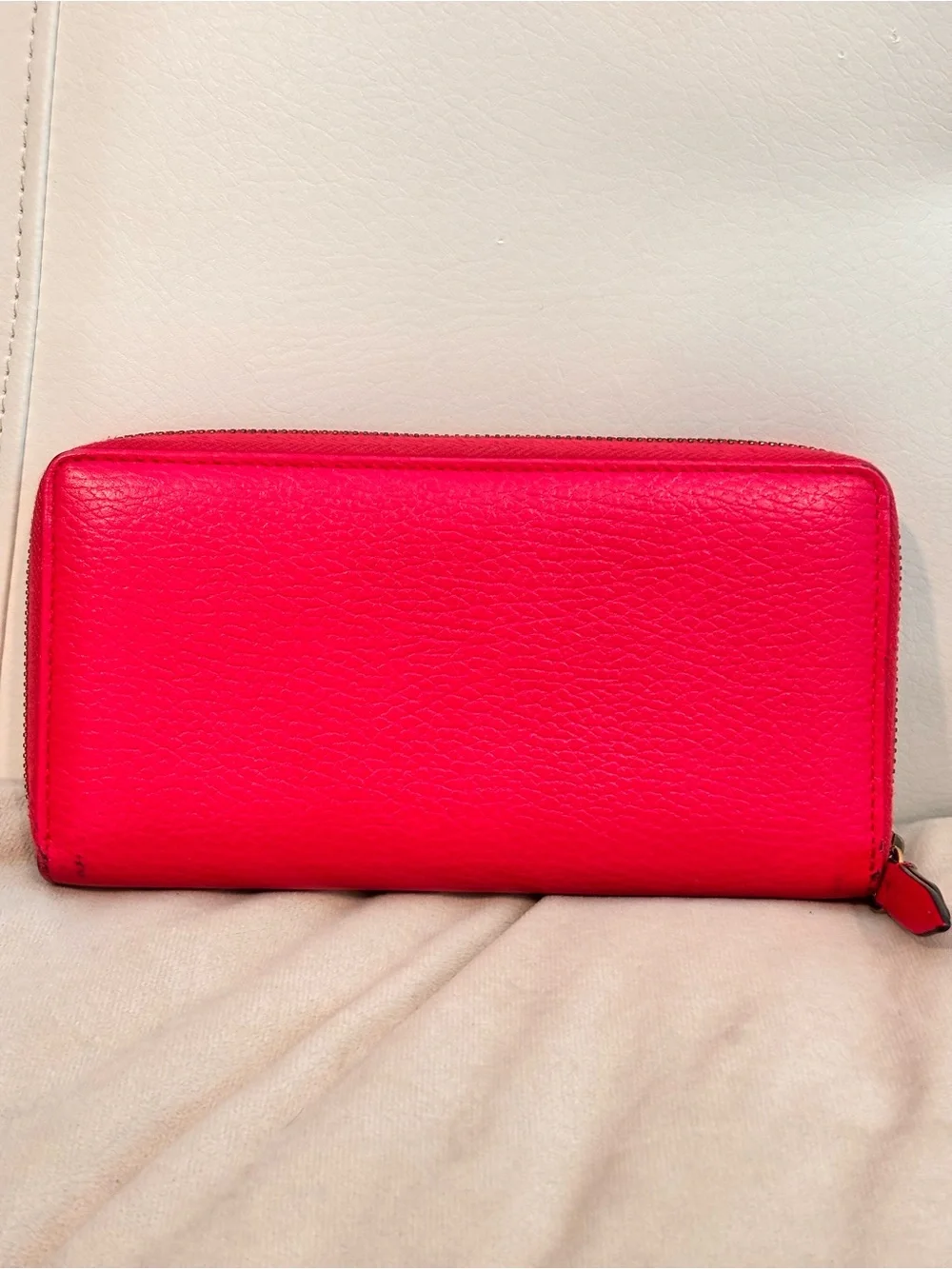 GUCCI Pink Marmont GG Limited Edition Butterfly Leather Zip Around Wallet - Picture 5 of 16
